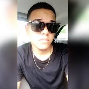 Meet your Posher, Julio angel